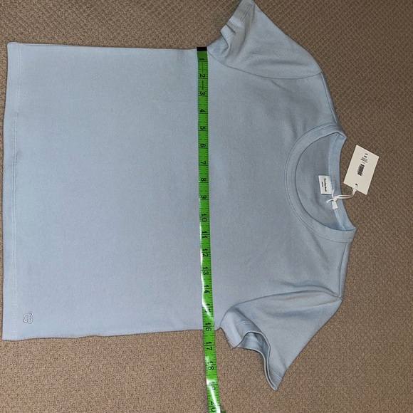 NWT Aritzia Sunday Best Little Ribbed T-Shirt Size Medium in Dew Blue - Picture 6 of 8